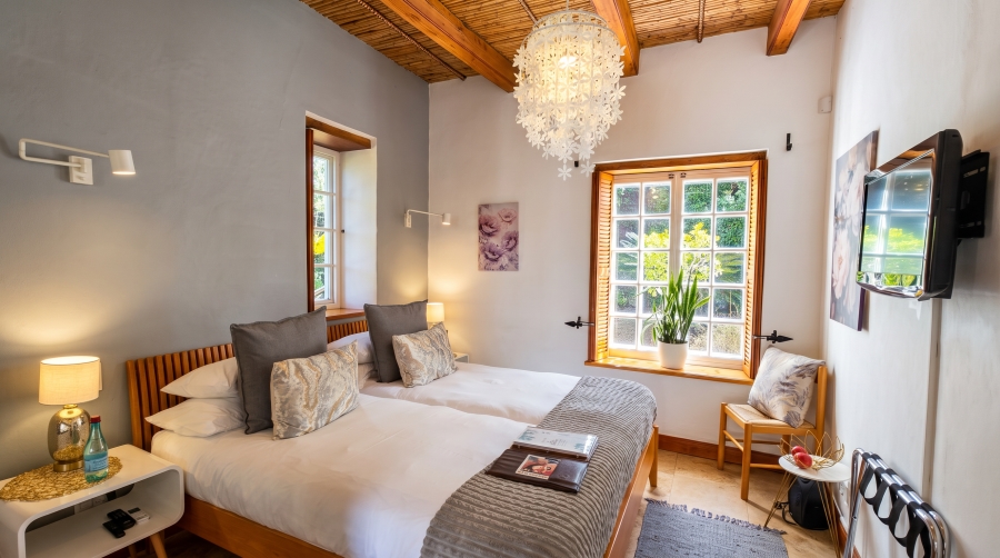 8 Bedroom Property for Sale in Swellendam Western Cape